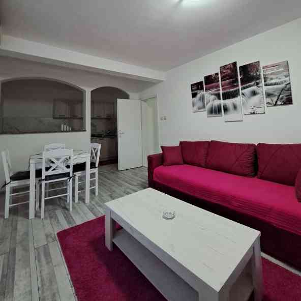 Apartmani Giovani 3 osobe Aranđelovac